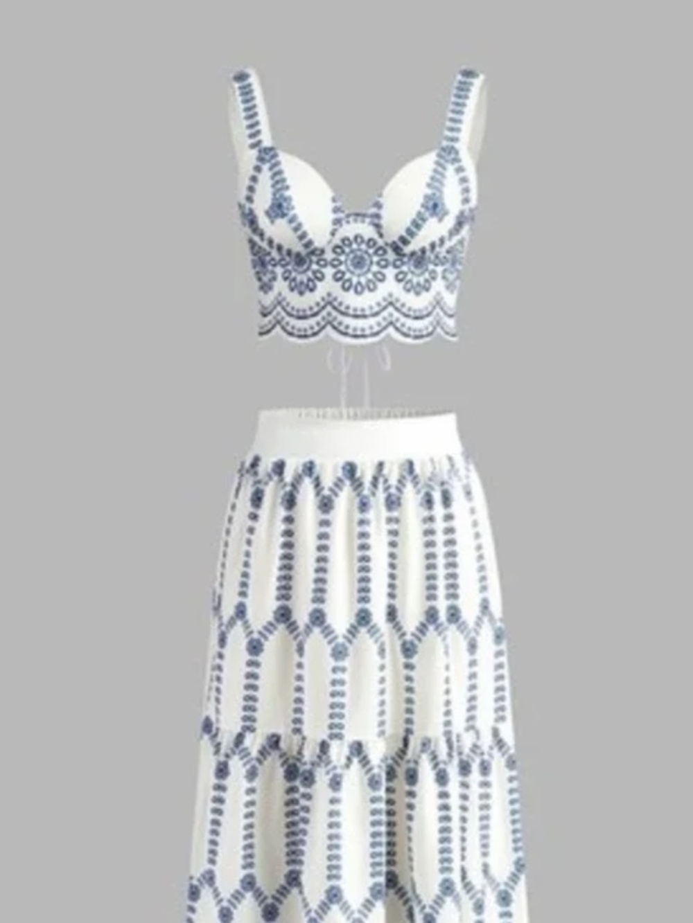 Commense brand new two piece outfit